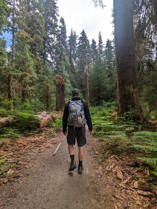 What to Wear Hiking in National Parks: Sustainable Gear Guide (2025 Edition)